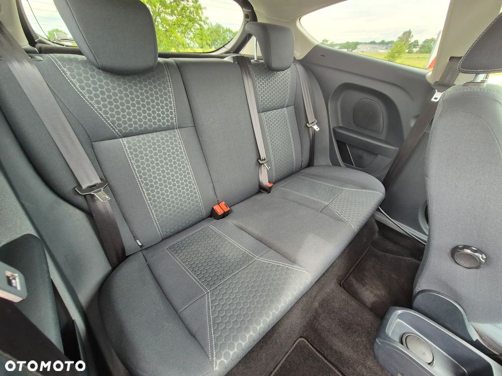 Ford Fiesta 1.25 Titanium - 25