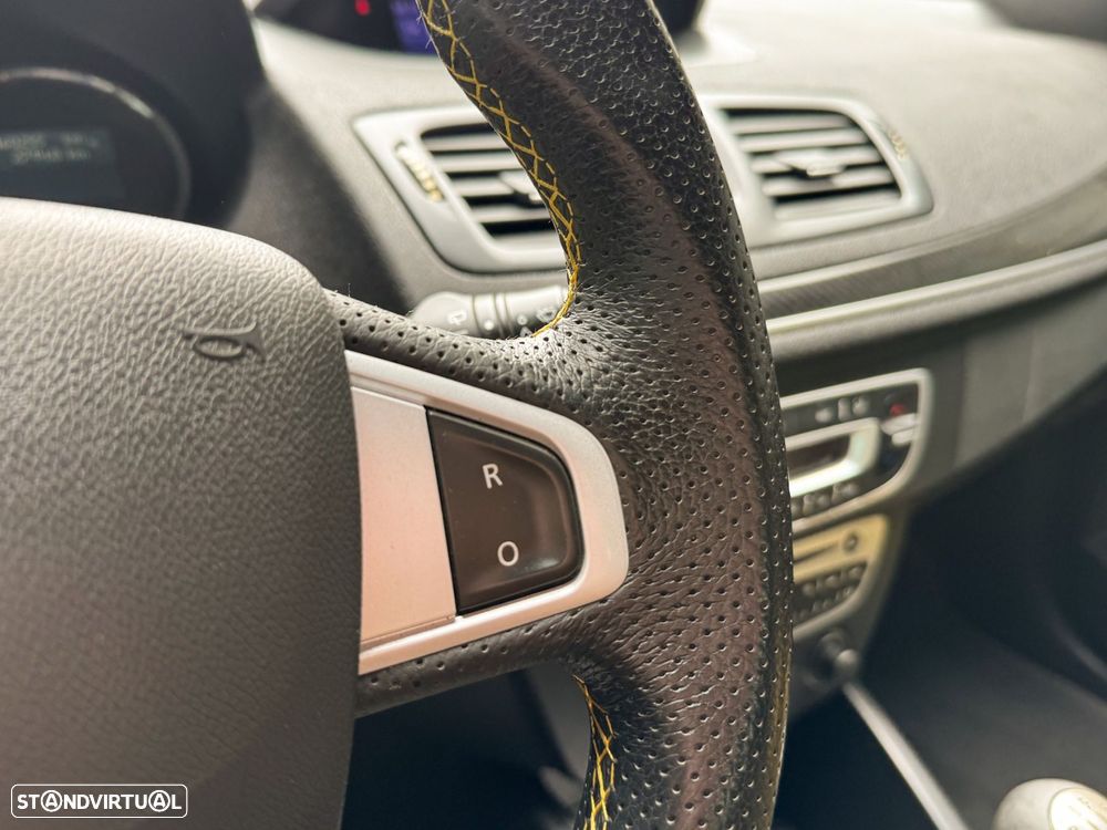 Renault Mégane Coupe 2.0 T 16V RS - 42