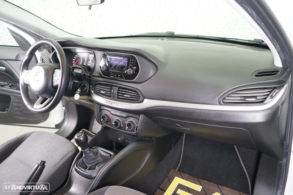 Fiat Tipo Station Wagon 1.3 M-Jet Street - 16