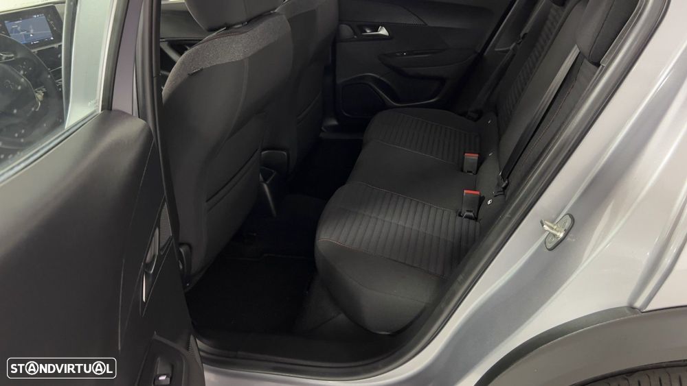 Peugeot 2008 1.2 PureTech Active - 14