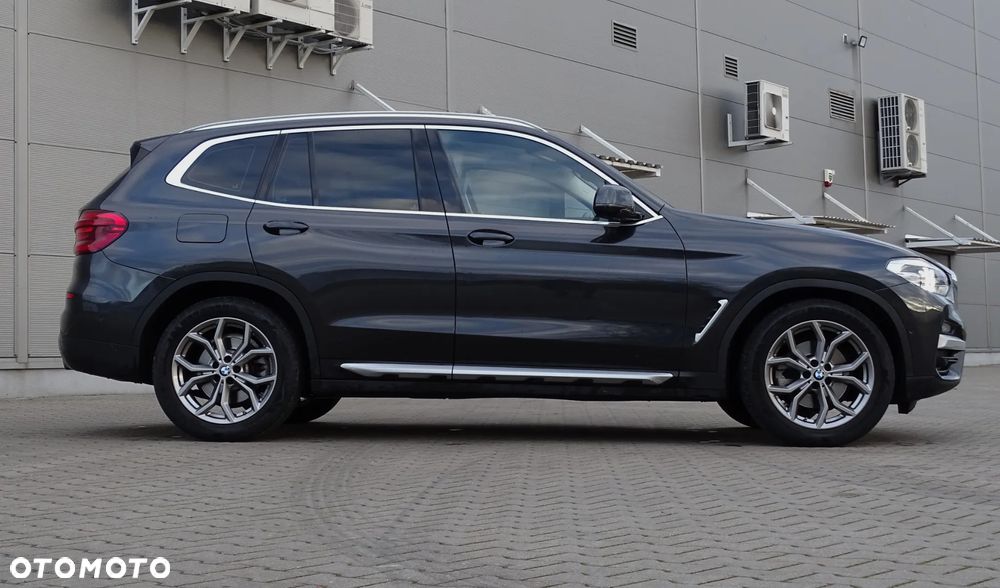 BMW X3 sDrive18d Luxury Line sport - 7