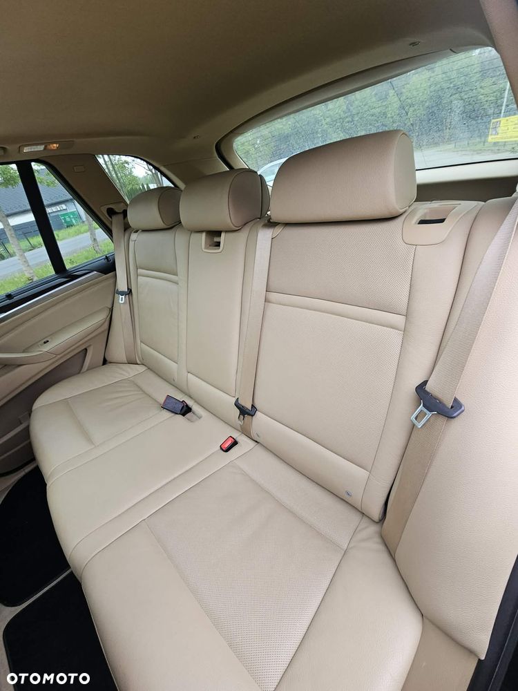 BMW X5 3.5d xDrive - 17