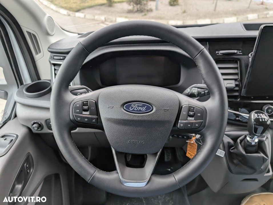 Ford Transit - 23