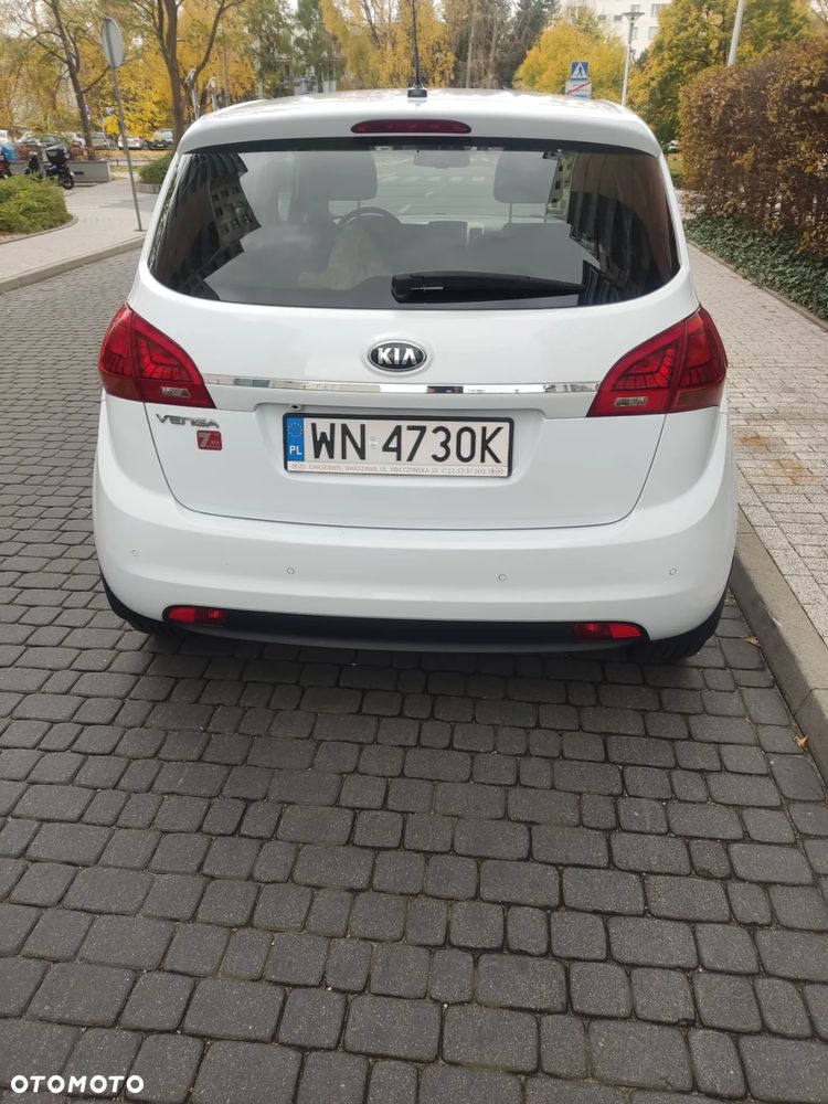 Kia Venga 1.6 Business Line - 6