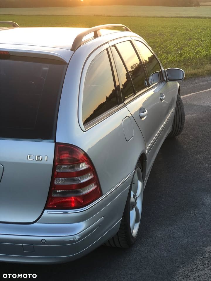 Mercedes-Benz Klasa C 220 CDI Automatik Avantgarde - 19