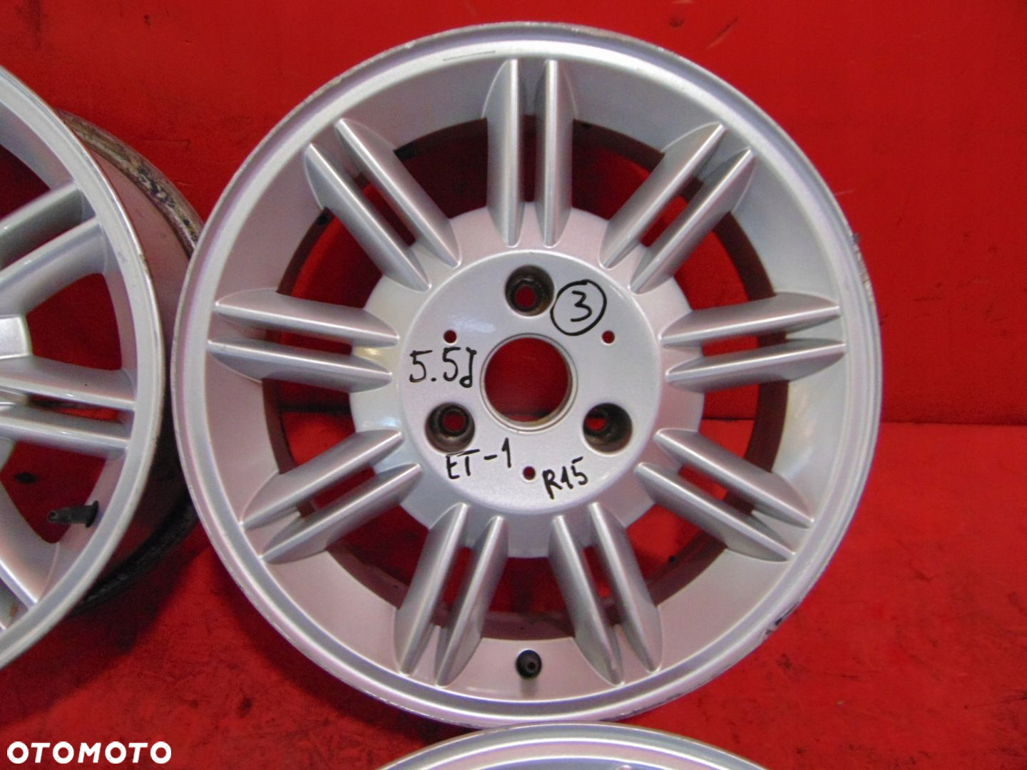 SMART ForTwo II 451 FELGI ALU 15 3x112 5,5J ET1 - 3