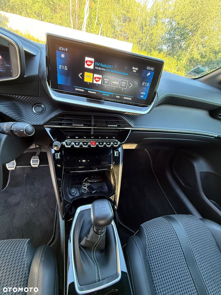 Peugeot 208 PureTech 100 GT Pack - 32