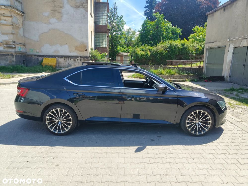 Skoda Superb 2.0 TDI L&K DSG - 3