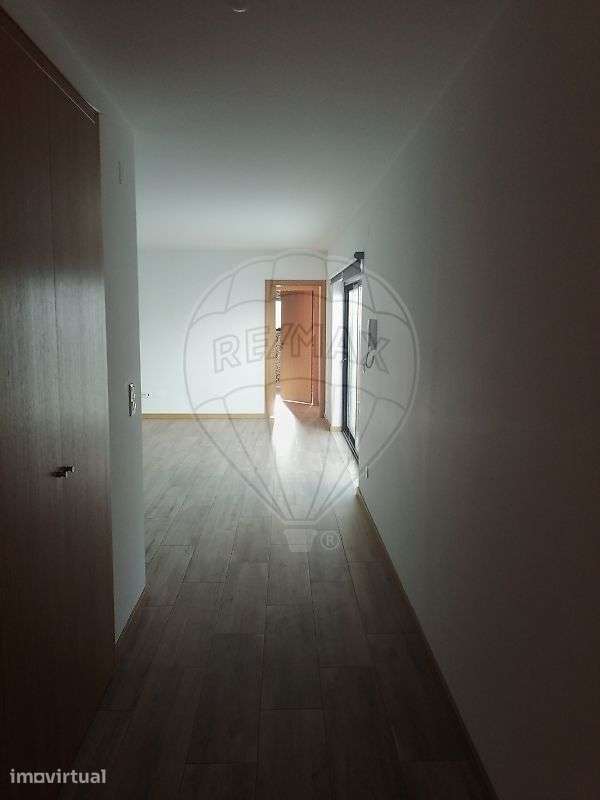Apartamento T4 para arrendamento - Grande imagem: 5/16