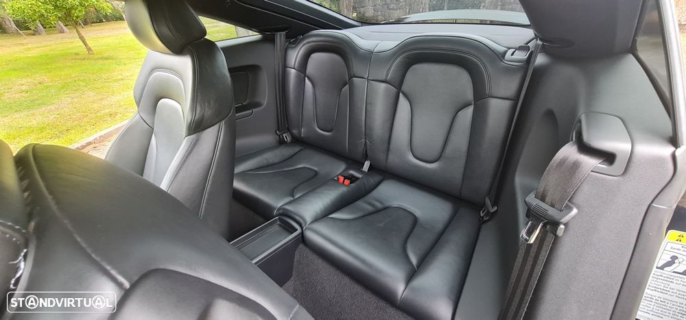 Audi TT Coupé 1.8 TFSI S-line - 23