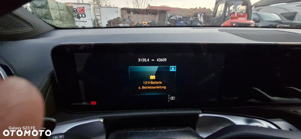 Mercedes-Benz GLB 200 d 4-Matic 8G-DCT - 9