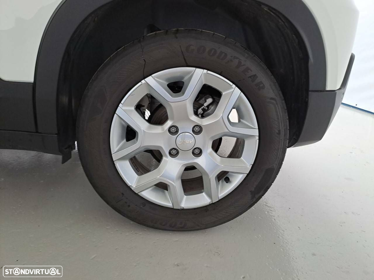 Jeep Avenger 1.2 GSE T3 Altitude - 11