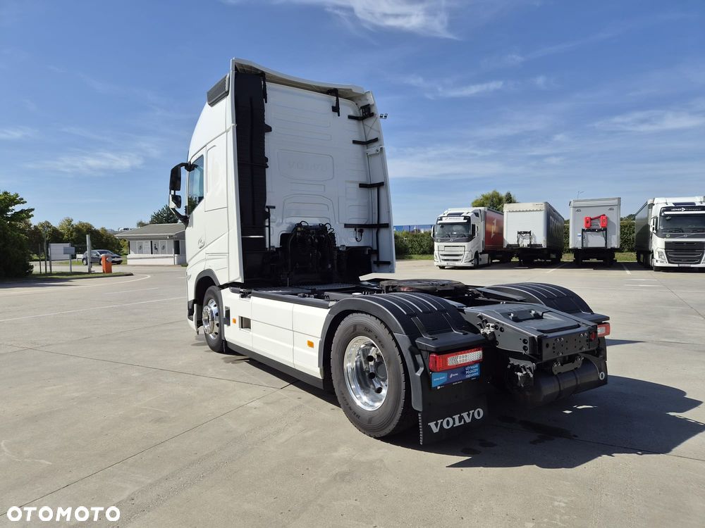 Volvo Volvo FH 460 GLOBETROTTER XL I-SAVE + ADR - 3