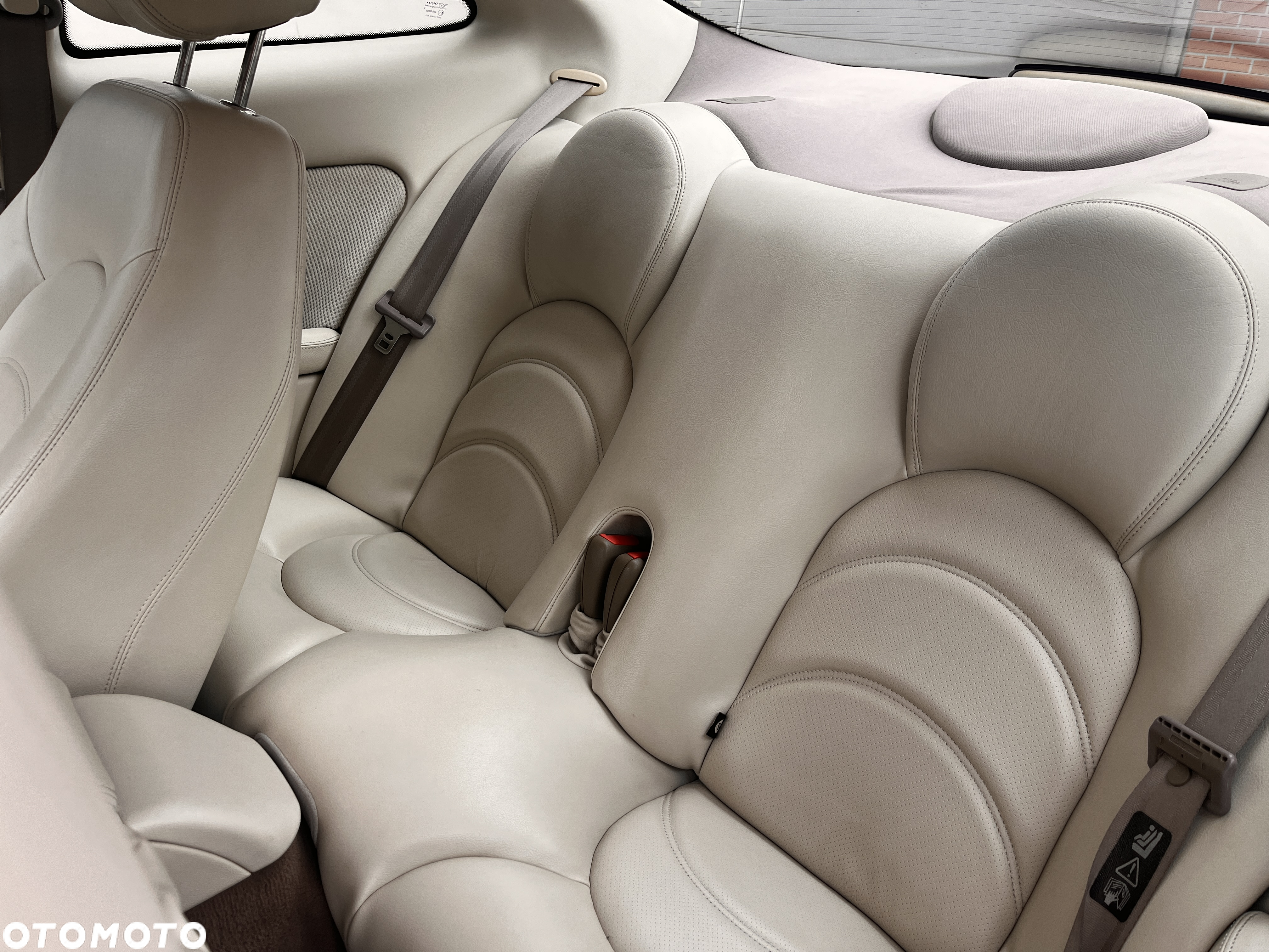 Jaguar XK XKR Coupe - 31