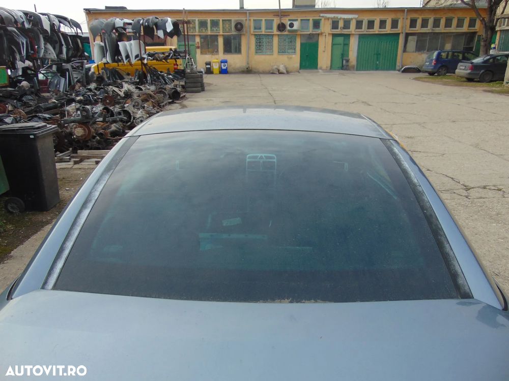 Luneta Peugeot 307cc cabrio - 1