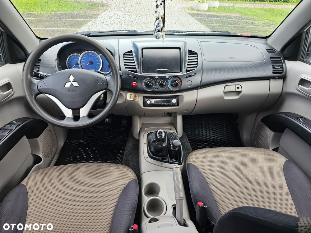 Mitsubishi L200 2.5 DID Invite - 9