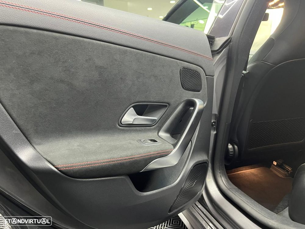 Mercedes-Benz A 180 Limousine d AMG Line Aut. - 41