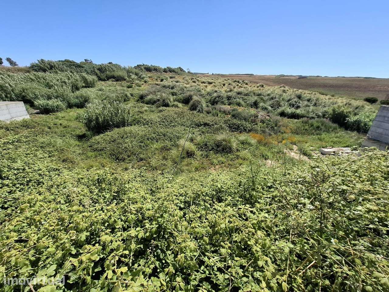 Lote de Terreno com 344 m2 no Barril (Encarnação) - Grande imagem: 2/15