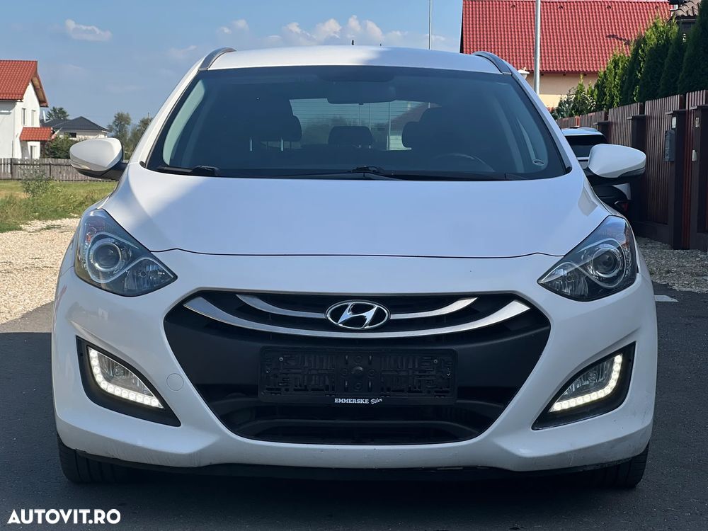 Hyundai i30 i30cw 1.6 CRDi Style - 1