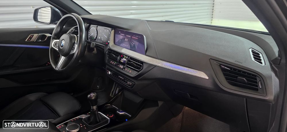 BMW 116 d Pack Desportivo M - 21