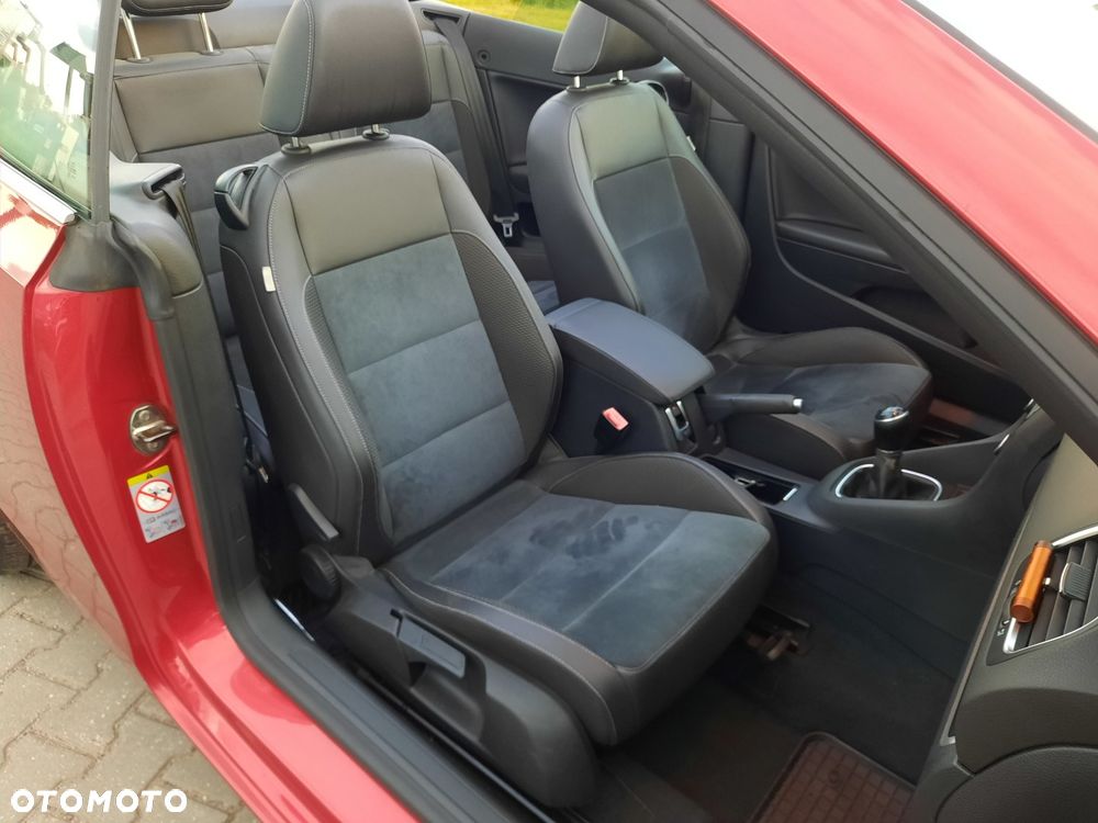 Volkswagen Golf 1.6 TDI Comfortline - 24