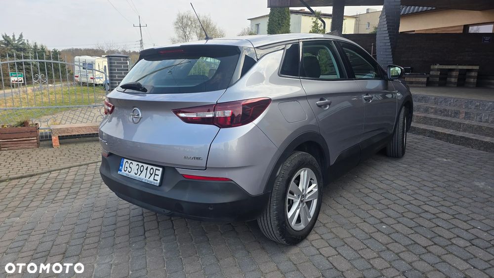 Opel Grandland X 1.2 T Enjoy S&S - 15