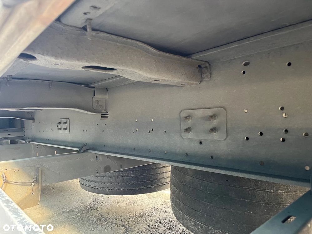 Schmitz Cargobull SCB - 3