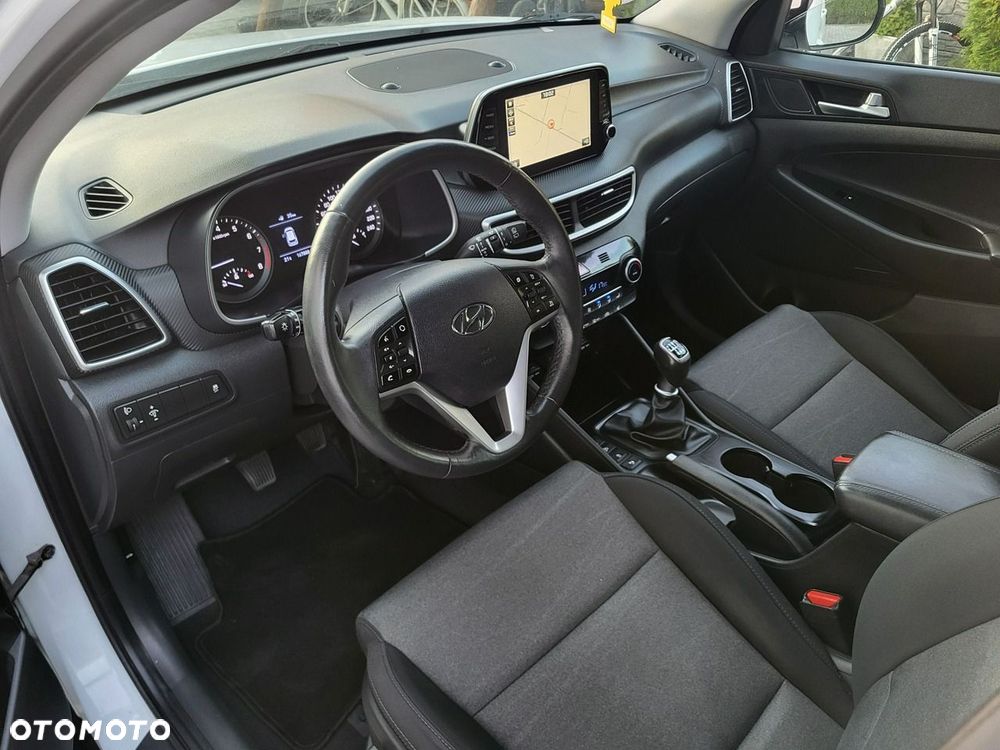 Hyundai Tucson - 16