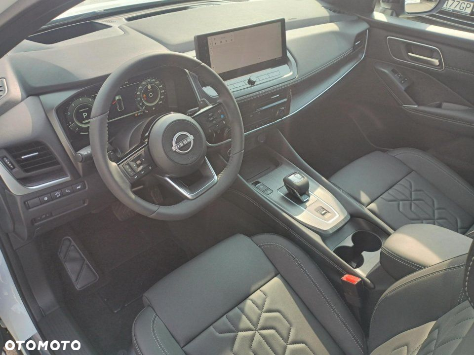 Nissan Qashqai - 10