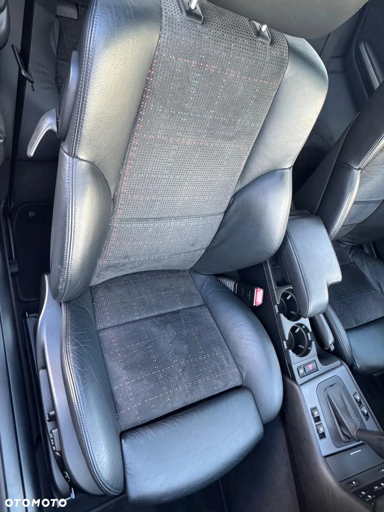 BMW Seria 3 330 Ci - 24