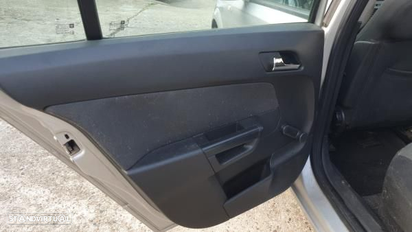 Para Peças Opel Astra H Combi (A04) - 5