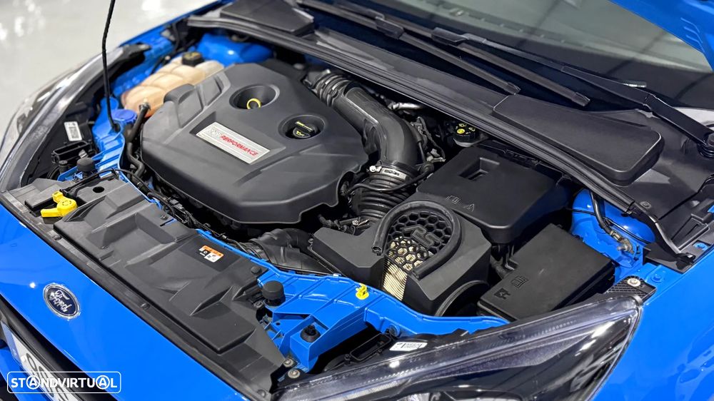 Ford Focus 2.3 EcoBoost RS - 42