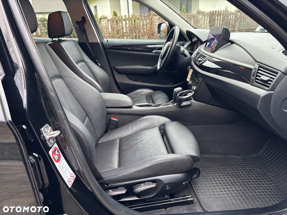 BMW X1 sDrive18i Sport Line - 26