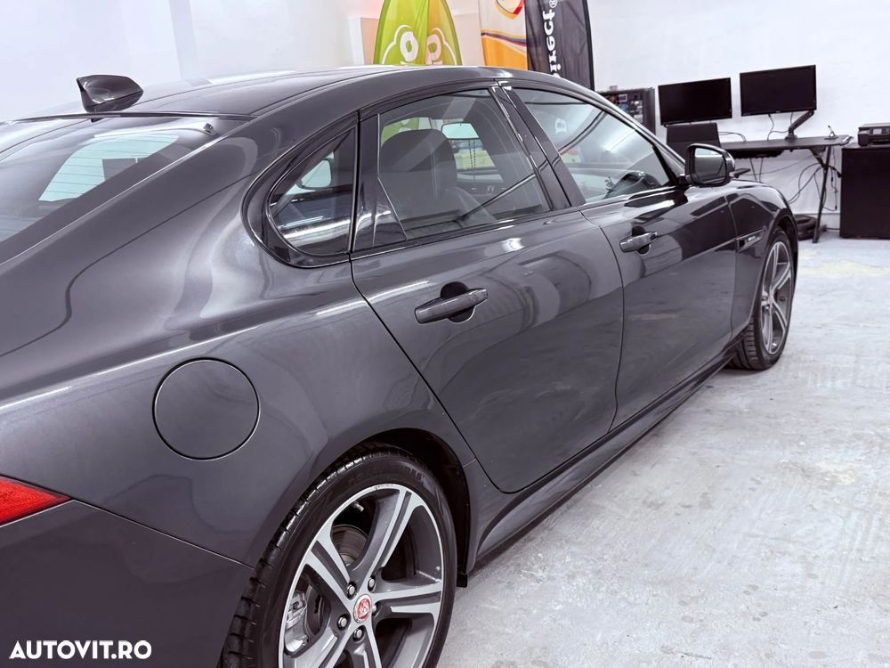 Jaguar XF E-Performance Aut. R-Sport - 32