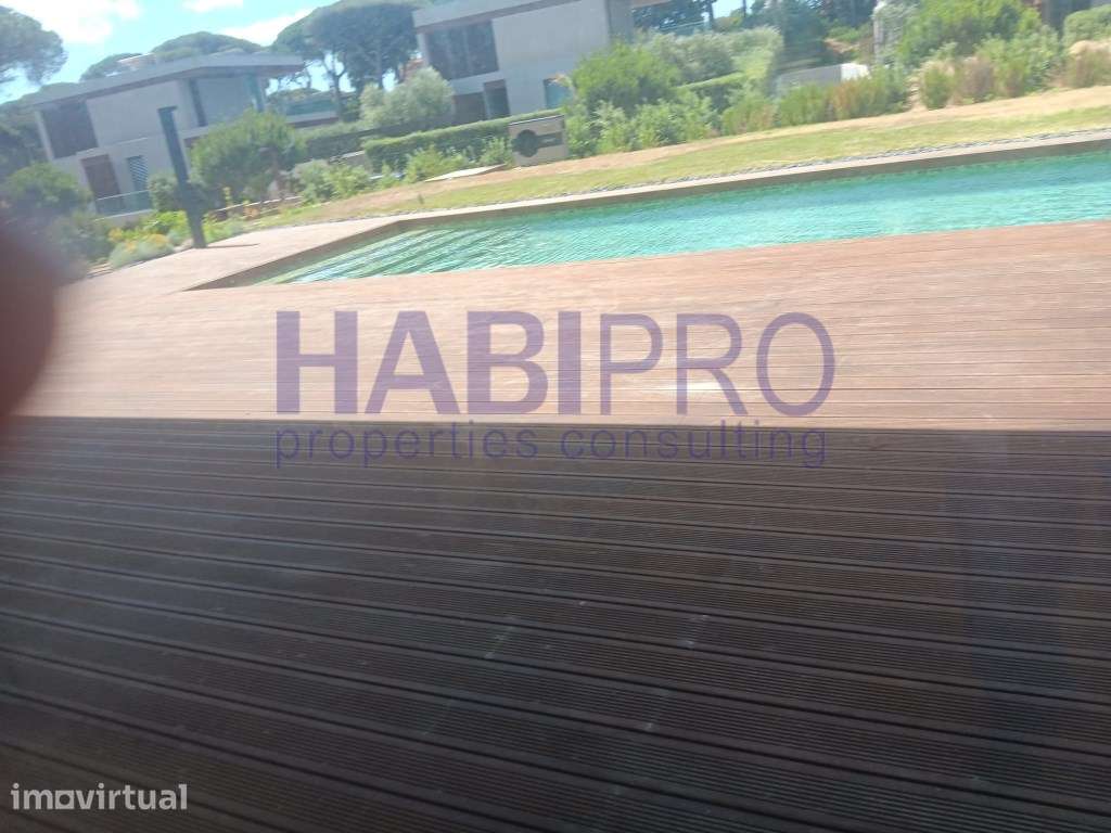 Cascais, Moradia top moderna, praia do Guincho, Golf e Perto A5 - Grande imagem: 2/12