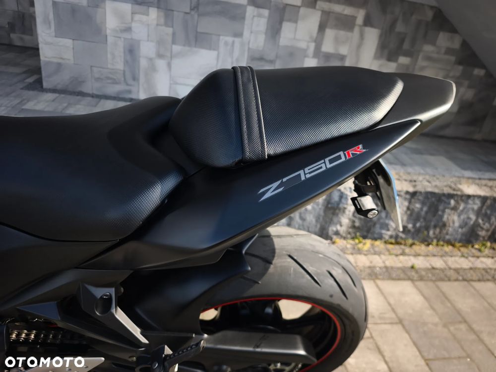Kawasaki Z - 9