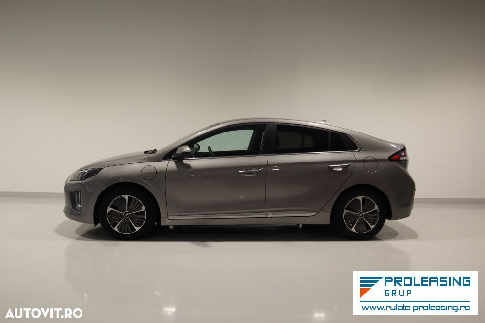 Hyundai IONIQ - 4