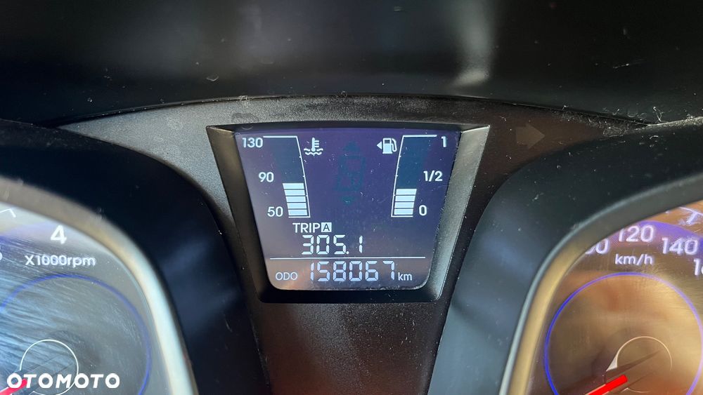 Hyundai ix20 1.4 Classic + - 8
