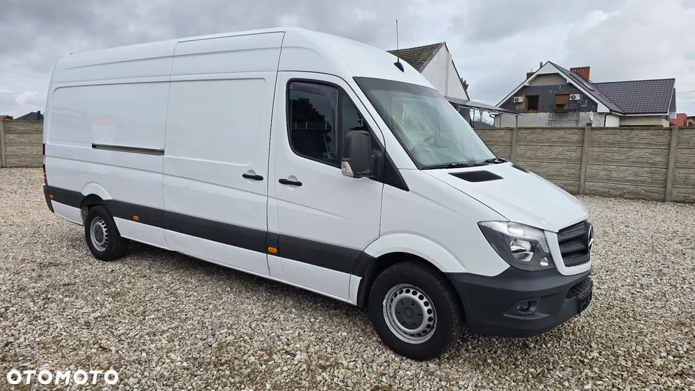 Mercedes-Benz Sprinter - 8