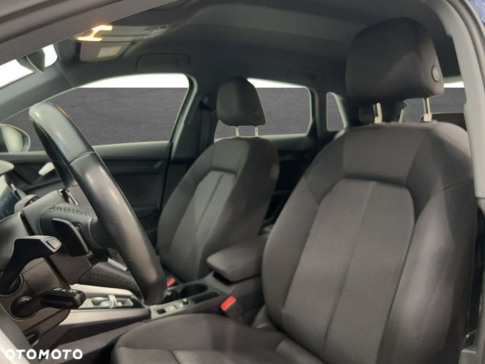 Audi A3 Sportback 30 TDI S tronic - 11