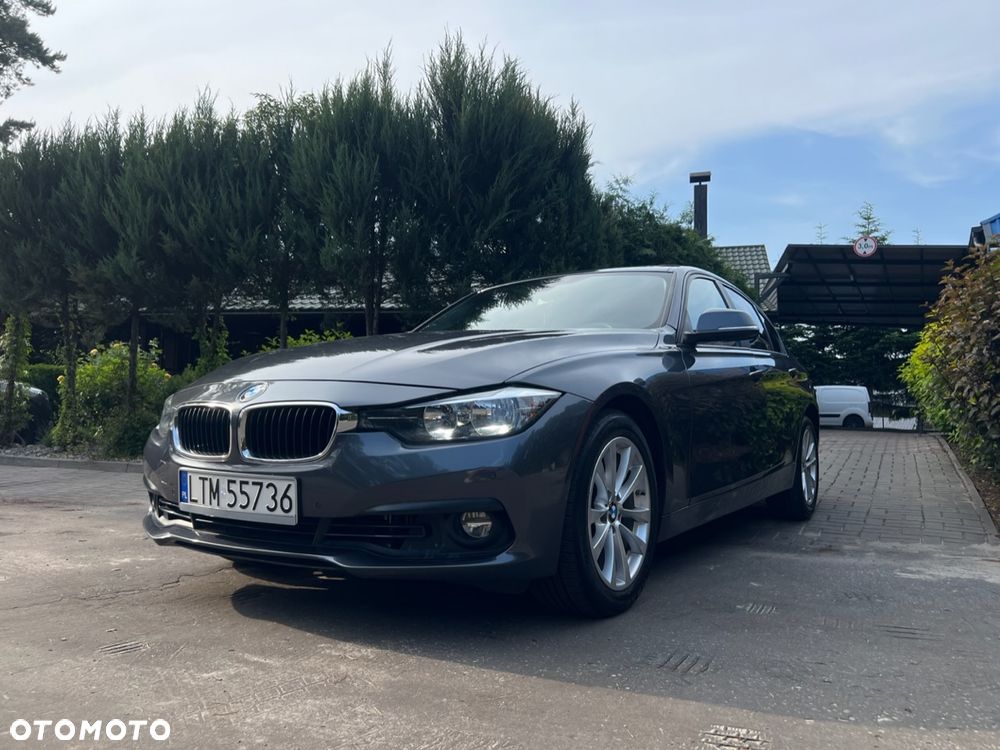 BMW Seria 3 330i xDrive Edition Luxury Line Purity - 4