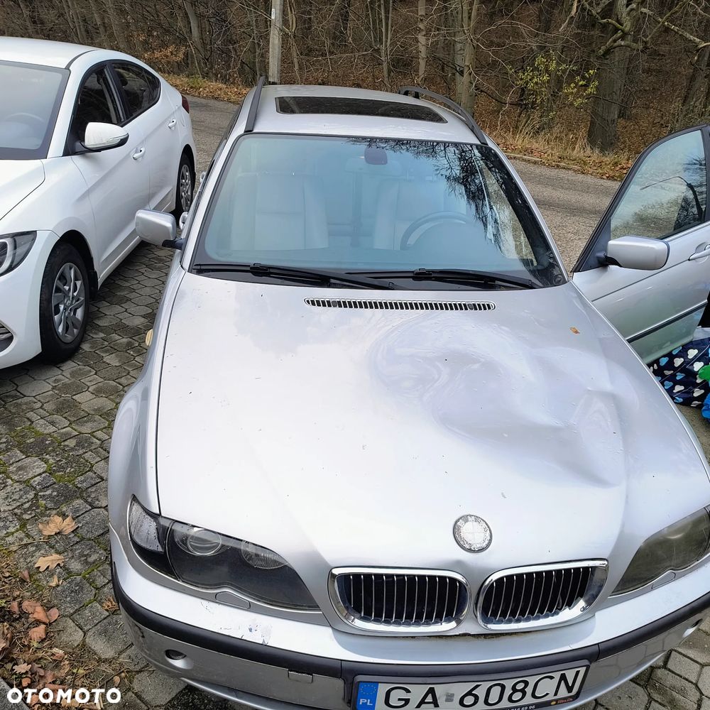 BMW Seria 3 318i - 1