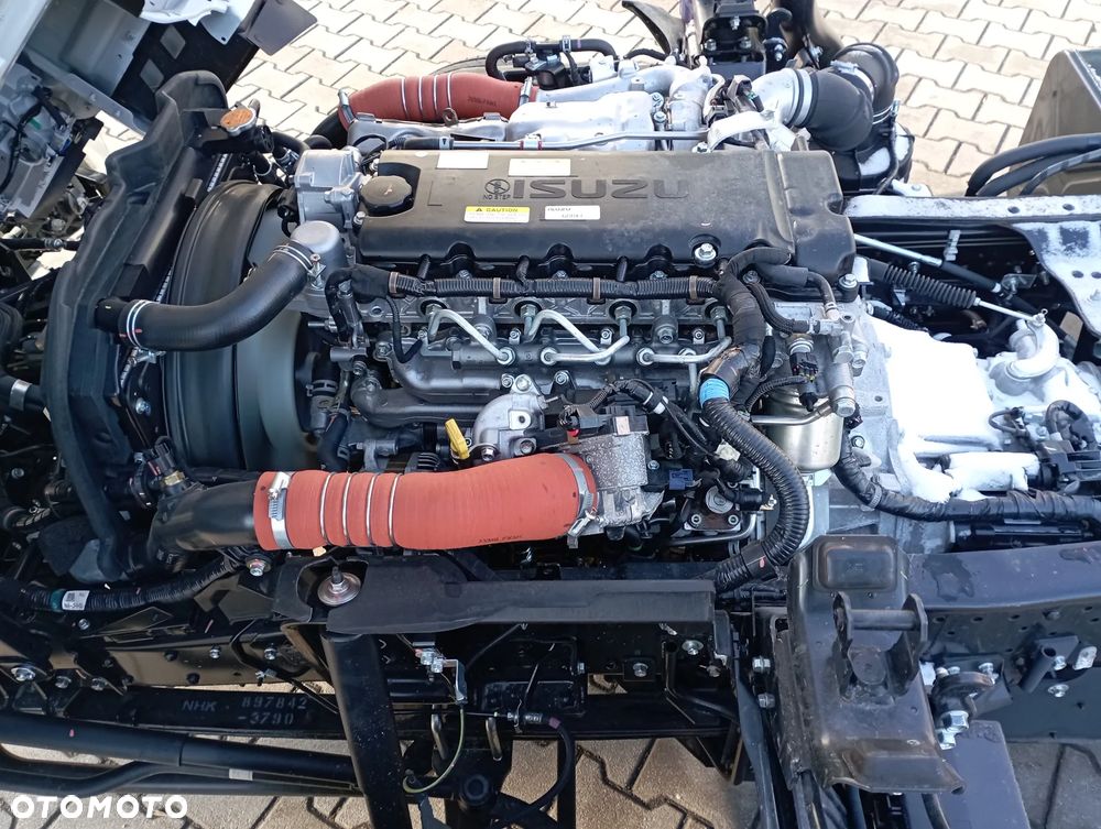 Isuzu M27F 3,0 TURBO - 28