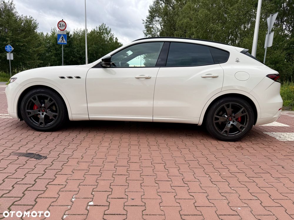 Maserati Levante - 6