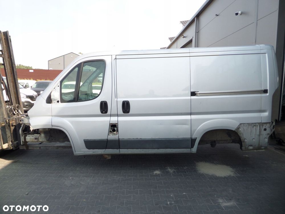 ćwiartka narożnik słupek bok lewy tył peugeot boxer ii l1h1 kolor ezr - 4