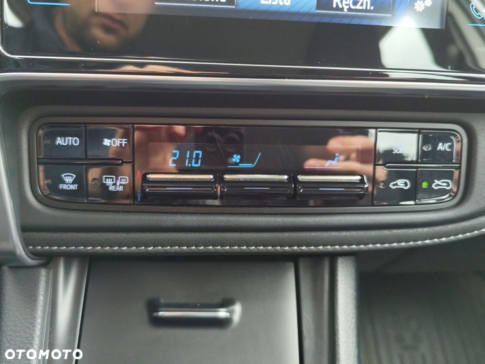 Toyota Auris - 25