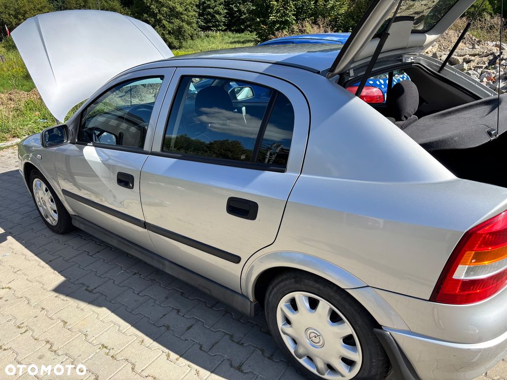 Opel Astra - 26