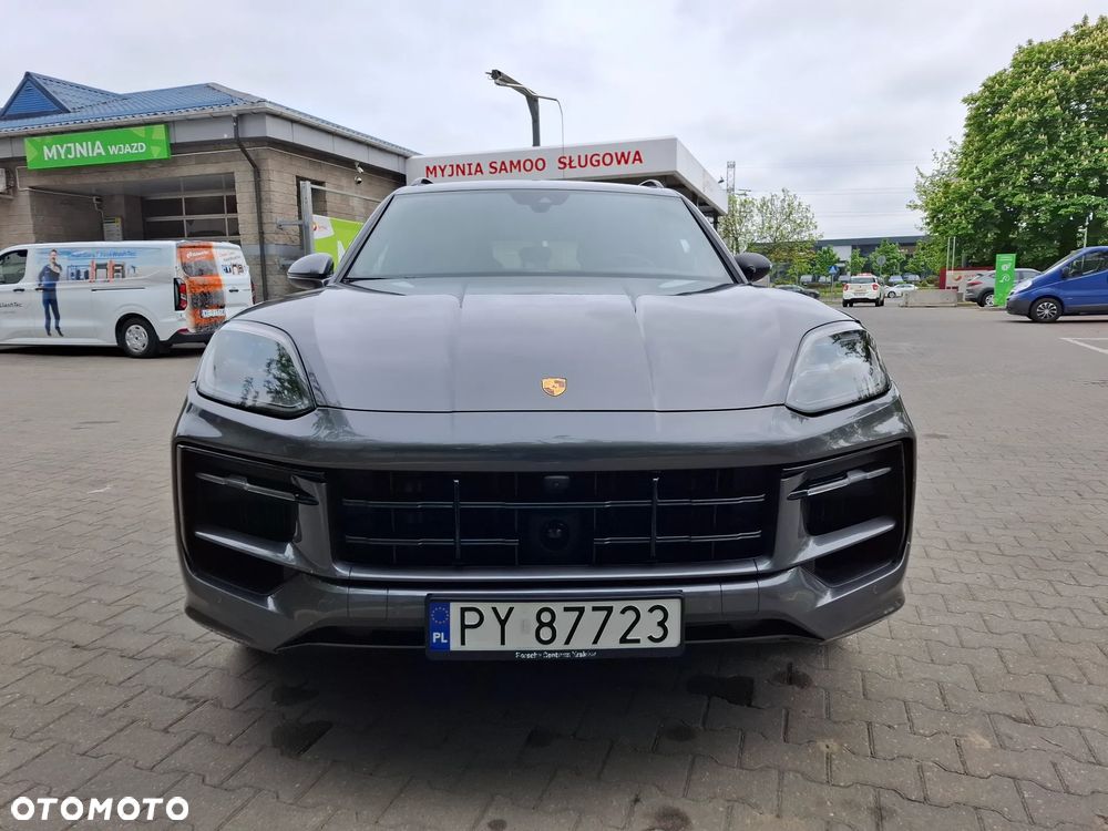Porsche Cayenne - 5