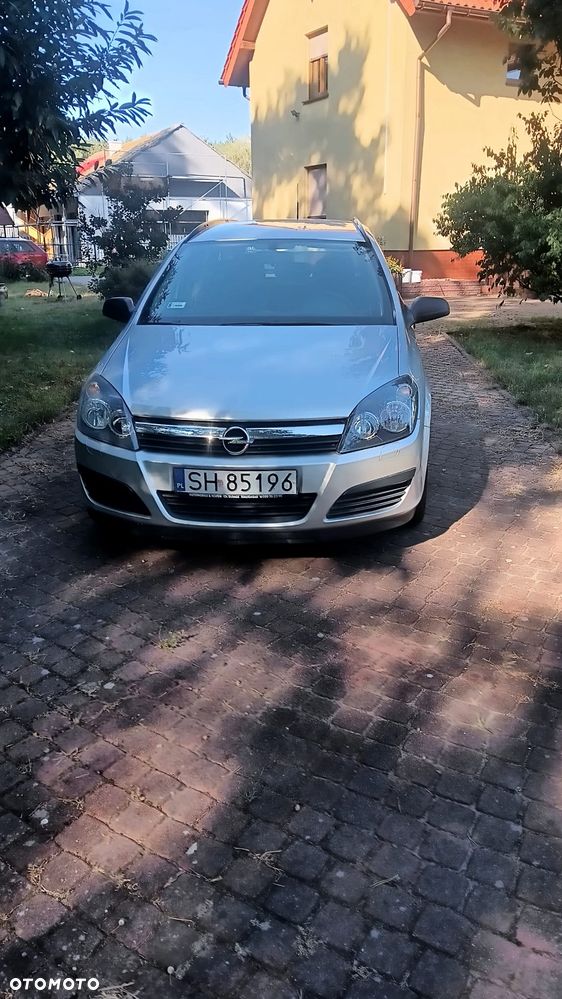 Opel Astra 1.9 CDTI Elegance - 1