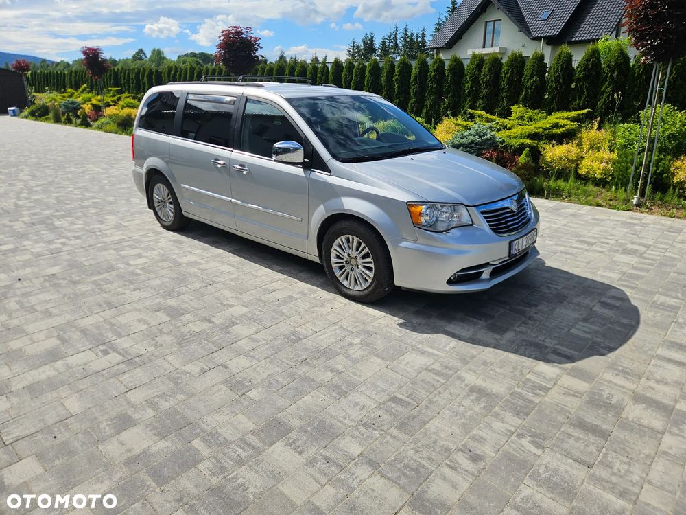 Lancia Voyager 2.8CRD Gold - 10